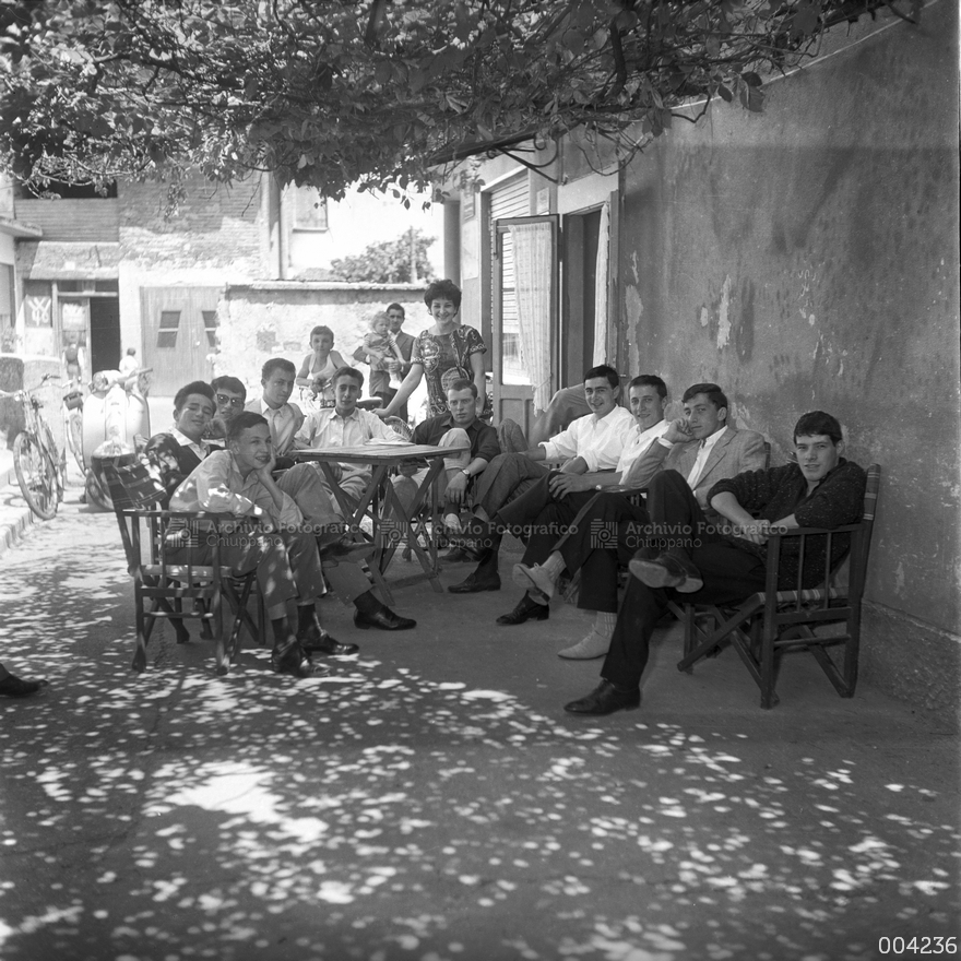 Ritratto di amici al Bar Colonna 