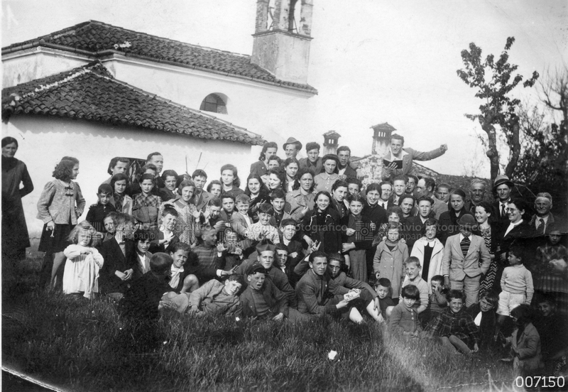 Foto di gruppo in loc.tà Marola