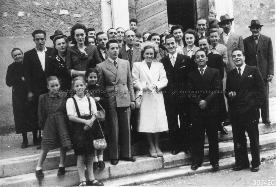 Foto di gruppo fronte chiesa di San Daniele