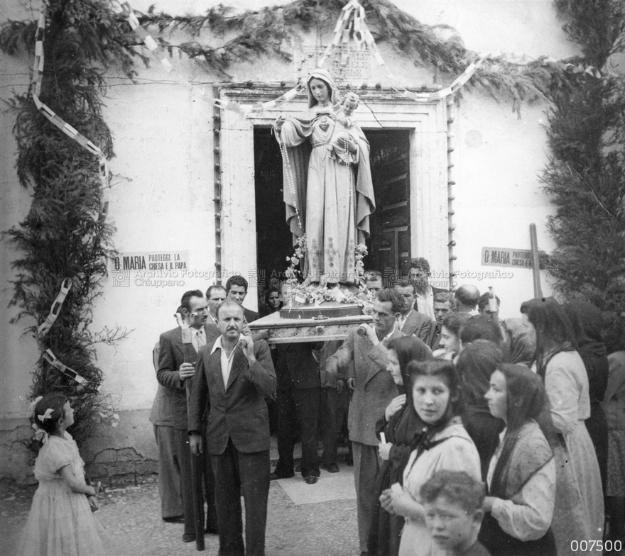 Processione della Madonna pellegrina