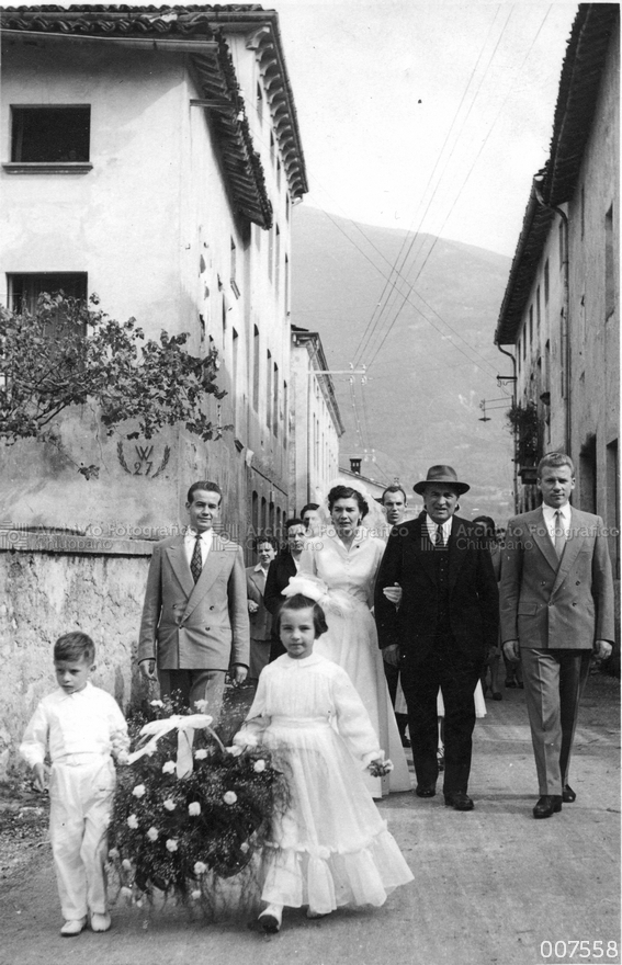 Processione verso la Chiesa