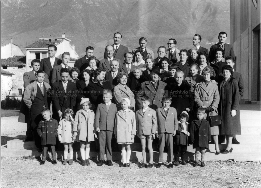 Nozze d'oro 1909-1959 con i primi parenti