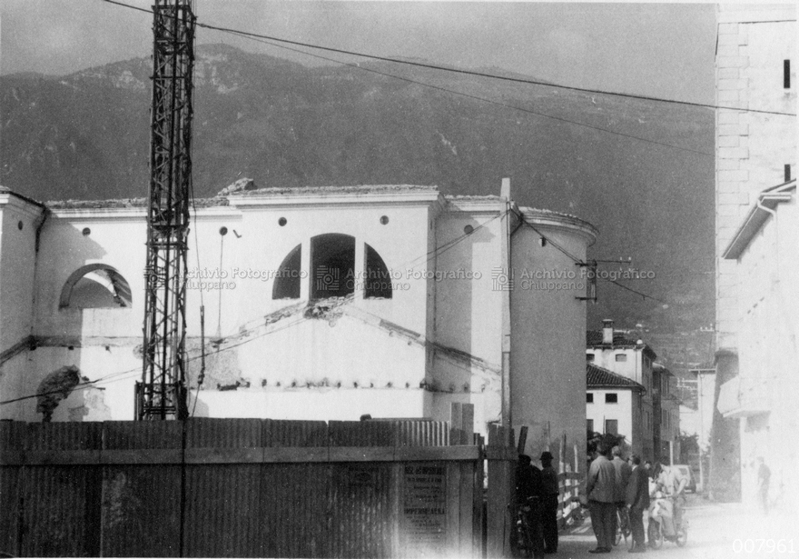 Demolenda chiesa di San Daniele al piano