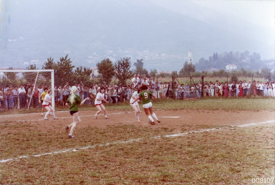 Partita di calcio femminile