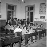 Ragazze al centro di lettura