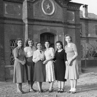 Foto di gruppo presso il Cotonificio Rossi