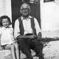 Ritratto di nonno e nipote