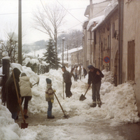 Spalaggio della neve in Via Garibaldi